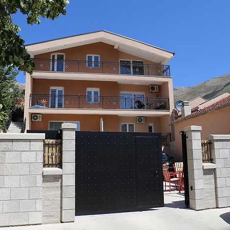 Mango Apartments Trebinje Ngoại thất bức ảnh